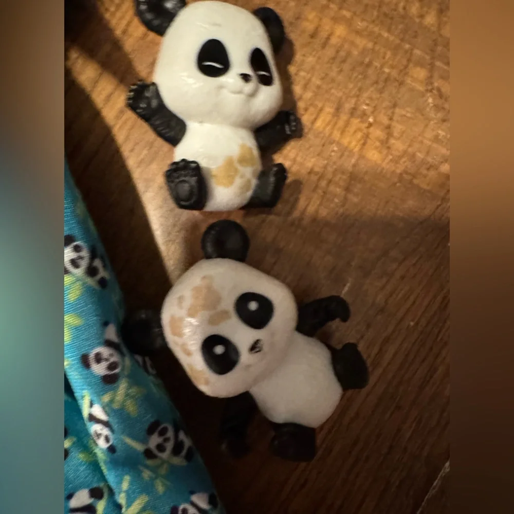 Barbie Asian doll w/ transforming pandas *replacement panda care & rescue set